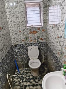 Bathroom Image of 1000 Sq.ft 2 BHK Apartment / Flat for sale in Purbalok Kolkata for Rs. 5200000