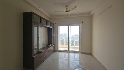 Living Room Image of 1000 Sq.ft 2 BHK Apartment / Flat for rent in Mantri Serenity, Subramanyapura Bengaluru for Rs. 40000