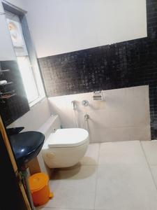 Bathroom Image of 1800 Sq.ft 3 BHK Apartment / Flat for rent in Utsav Aalayam, Naranpura Ahmedabad for Rs. 41000