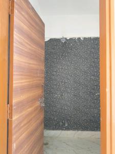 Common Bathroom Image of 900 Sq.ft 3 BHK Builder Floor for sale in DLF Ankur Vihar Ghaziabad for Rs. 3335000