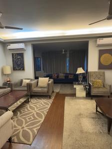 Hall Image of 8000 Sq.ft 8 BHK Independent House for sale in New Friends Colony New Delhi for Rs. 670000000