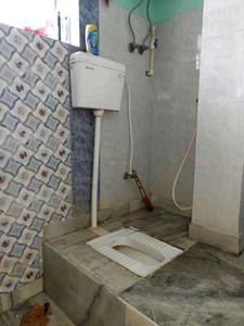 Common Bathroom Image of 830 Sq.ft 2 BHK Builder Floor for sale in Shibpur Howrah for Rs. 6000000