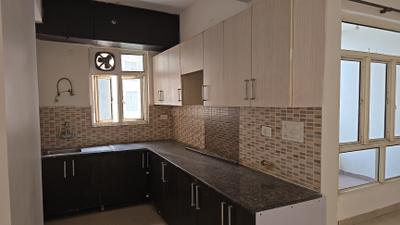 Kitchen Image of 1315 Sq.ft 3 BHK Apartment / Flat for sale in Supertech Livingston, Crossings Republik Ghaziabad for Rs. 9500000