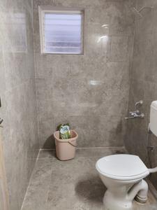 Bathroom Image of 950 Sq.ft 2 BHK Apartment / Flat for rent in Egattur Chennai for Rs. 29500