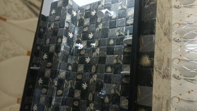 Bathroom Image of 401 Sq.ft 1 BHK Apartment / Flat for rent in Uttar Panchanna Gram Kolkata for Rs. 10500