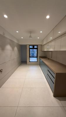 Kitchen Image of 1900 Sq.ft 4 BHK Apartment / Flat for sale in Santacruz West Mumbai for Rs. 135000000