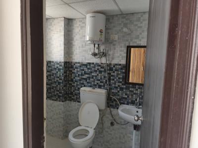 Image of 1050 Sq.ft 3 BHK Apartment / Flat for sale in Signature Global Andour Heights, Sector 71, Gurgaon for Rs. 9800000