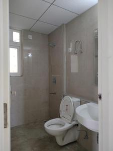 Common Bathroom Image of 1400 Sq.ft 3 BHK Apartment / Flat for sale in Eldeco The Greens, Sector 150 Noida for Rs. 17010000