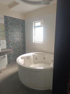 Image of 4000 Sq.ft 4.5 BHK Independent House for rent in Chembur, Mumbai for Rs. 250000