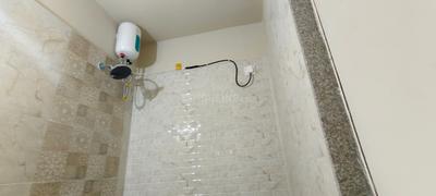 Bathroom Image of 425 Sq.ft 1 BHK Duplex for rent in Kumar Pebble Park, Hadapsar Pune for Rs. 26000