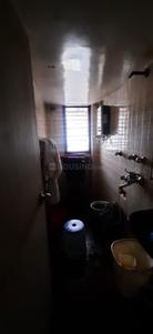 Bathroom Image of 800 Sq.ft 2 BHK Apartment / Flat for rent in Vile Parle East Mumbai for Rs. 88000
