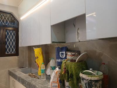 Kitchen Image of 975 Sq.ft 2 BHK Apartment / Flat for sale in Shalimar Garden Ghaziabad for Rs. 5000000