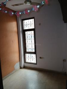 Bedroom Image of 1050 Sq.ft 3 BHK Builder Floor for rent in Sector 11 Rohini New Delhi for Rs. 32000