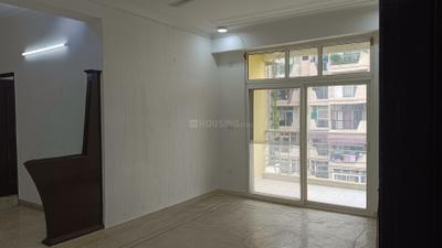 Living Room Image of 1615 Sq.ft 3 BHK Apartment / Flat for sale in Mahagun Mansion Phase 1 and 2, Indirapuram Ghaziabad for Rs. 17800000