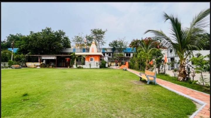 Rau Main Image 1