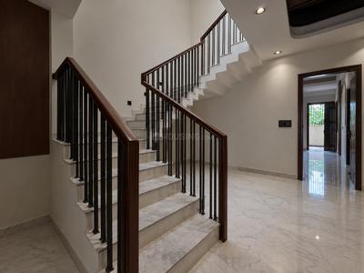 Balcony Image of 4500 Sq.ft 5 BHK Villa for sale in Sahastradhara Road Dehradun for Rs. 40000000