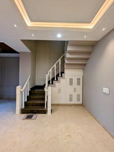 5 BHK Independent House
