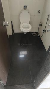Bathroom Image of 850 Sq.ft 1 BHK Apartment / Flat for rent in Khar West Mumbai for Rs. 110000