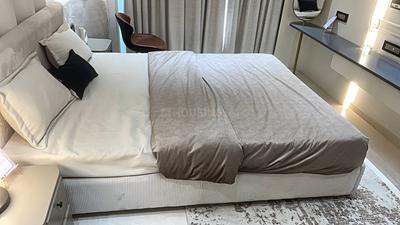 Bedroom Image of 2450 Sq.ft 4 BHK Apartment / Flat for sale in Gurukrupa Alaknanda, Juhu Mumbai for Rs. 165500000