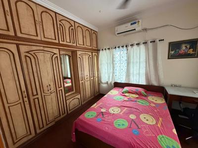 Bedroom Image of 2500 Sq.ft 4 BHK Duplex for rent in 2nd Stage Bengaluru for Rs. 75000