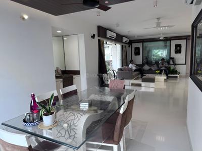 Hall Image of 1850 Sq.ft 3 BHK Apartment / Flat for sale in Juhu Mumbai for Rs. 102500000