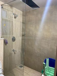 Bathroom Image of 850 Sq.ft 2.5 BHK Apartment / Flat for rent in Prestige Misty Waters, Nagavara Bengaluru for Rs. 57000