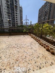 Balcony Image of 2400 Sq.ft 3 BHK Apartment / Flat for sale in Chandak Breezy Corner, Kandivali West Mumbai for Rs. 42400000