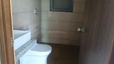 Image of 750 Sq.ft 2 BHK Apartment / Flat for rent in Kalpataru Immensa, Thane West, Thane for Rs. 40000
