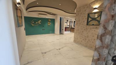 Living Room Image of 2470 Sq.ft 4 BHK Apartment / Flat for sale in Swagat Agacia, Sargasan Gandhinagar for Rs. 14500000