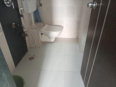 Image of 860 Sq.ft 2 BHK Apartment / Flat for rent in Malad West, Mumbai for Rs. 48000
