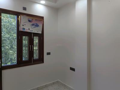 Bedroom Image of 900 Sq.ft 3 BHK Builder Floor for sale in Sector 11 Rohini New Delhi for Rs. 12500000