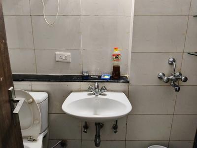Bathroom Image of 950 Sq.ft 3 BHK Apartment / Flat for sale in BPTP Park Elite Premium, Sector 84 Faridabad for Rs. 10000000