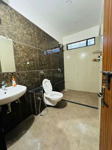 Bathroom Image of 1750 Sq.ft 3 BHK Apartment / Flat for sale in Sahil Enclave, Palasia Indore for Rs. 12500000