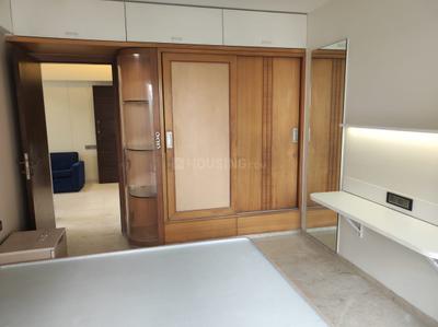 Bedroom Image of 850 Sq.ft 2 BHK Apartment / Flat for sale in Mahesh Apartment, Santacruz West Mumbai for Rs. 27500000