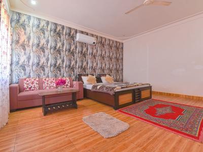 Bedroom Image of 4000 Sq.ft 2 BHK Villa for rent in Fatehpura Udaipur for Rs. 100000