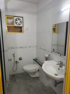 Bathroom Image of 2400 Sq.ft 3 BHK Apartment / Flat for rent in Alkapuri Vadodara for Rs. 50000