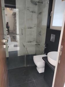 Bathroom Image of 1440 Sq.ft 3 BHK Apartment / Flat for sale in Juhu Mumbai for Rs. 67500000