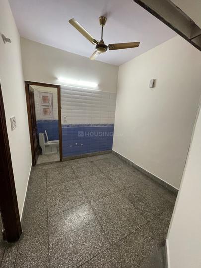 Shalimar Bagh Bedroom 1