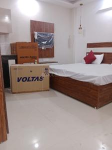 Bedroom Image of 500 Sq.ft 1 RK Builder Floor for rent in Sector 17 Gurgaon for Rs. 24500