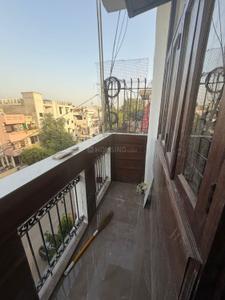 Balcony Image of 500 Sq.ft 1 BHK Builder Floor for rent in Old Double Storey, Lajpat Nagar New Delhi for Rs. 30000