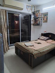 Bedroom Image of 750 Sq.ft 2 BHK Apartment / Flat for sale in Vile Parle East Mumbai for Rs. 22000000
