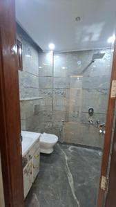 Image of 850 Sq.ft 2 BHK Builder Floor for sale in Vikaspuri, New Delhi for Rs. 12400000