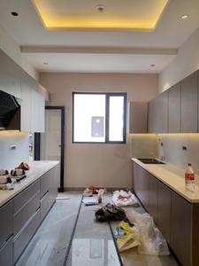 Kitchen Image of 4500 Sq.ft 3 BHK Builder Floor for sale in Vipul World, Sector 48 Gurgaon for Rs. 50000000