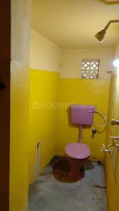 Bathroom Image of 500 Sq.ft 1 RK Independent House for rent in South Dum Dum Kolkata for Rs. 8000