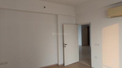 Bedroom Image of 1350 Sq.ft 3 BHK Apartment / Flat for sale in DLF The Primus, Sector 82A Gurgaon for Rs. 30500000