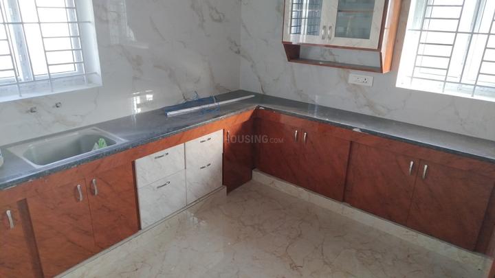 Yasri Living Main Image 1