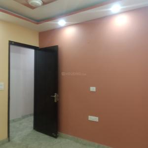 Bedroom Image of 900 Sq.ft 2.5 BHK Builder Floor for rent in Mukherjee Nagar New Delhi for Rs. 26000
