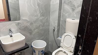 Bathroom Image of 650 Sq.ft 1 RK Apartment / Flat for rent in IDA Scheme No 134 Indore for Rs. 12000