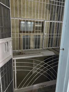 Balcony Image of 990 Sq.ft 3 BHK Apartment / Flat for sale in Galaxy Apartment, Jamia Nagar New Delhi for Rs. 7000000