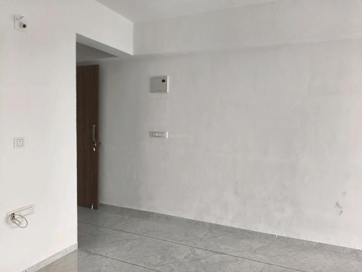 Adani La Marina Main Image 1